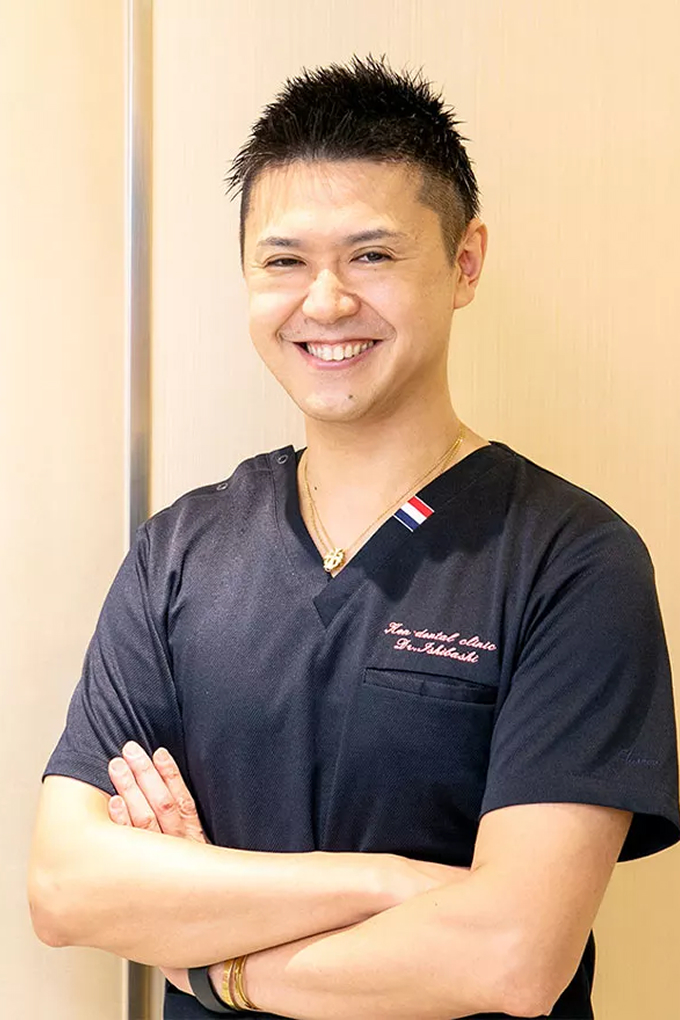 執行役員理事 江南院長 (IDC国際歯科) 石橋 弘基